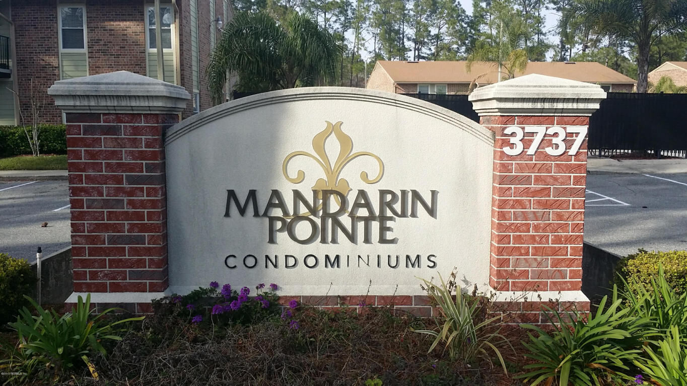 Property Photo: 3737 Loretto Road 303 FL