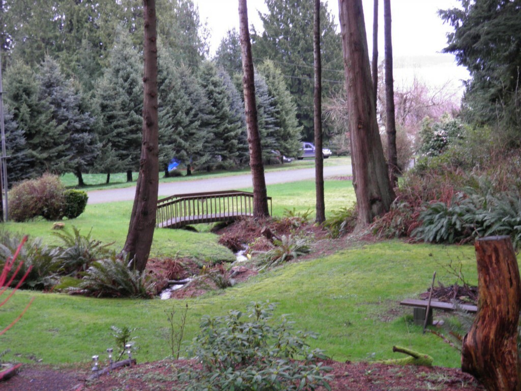 Property Photo:  161 Maple St  WA 98365 