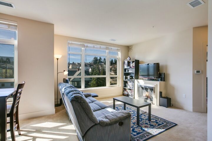 Property Photo:  1501 Tacoma Ave S 513  WA 98402 
