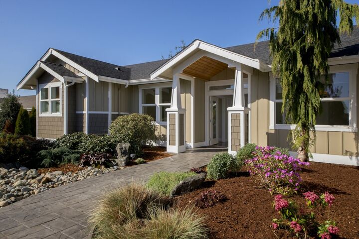 Property Photo: 8165 Cowichan Rd WA 98230