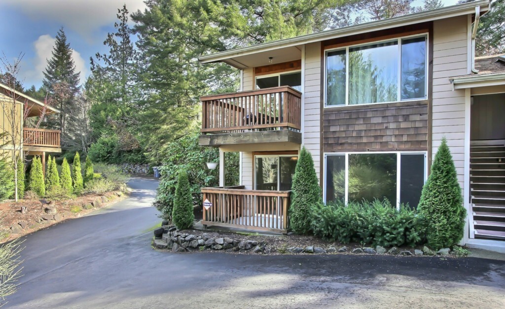 Property Photo:  4605 56th St NW 1B  WA 98335 