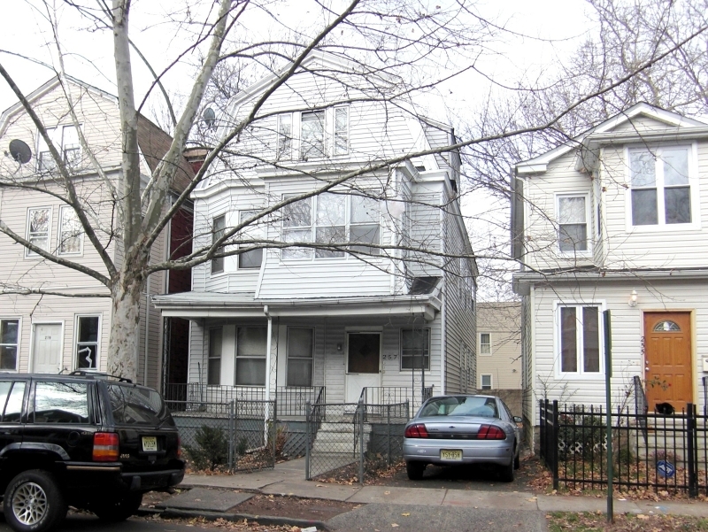 Property Photo:  257 Amherst St 2  NJ 07018 