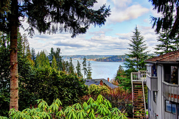 Property Photo: 4097 173rd Place SE WA 98008