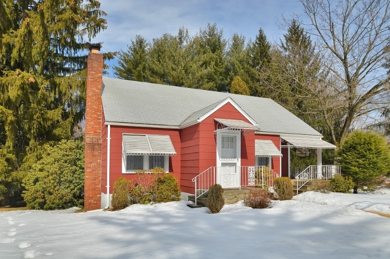 Property Photo:  67 Fox Hill Rd  NJ 07834 