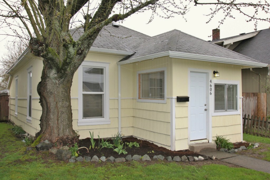 Property Photo:  4606 S Fawcett Ave  WA 98408 