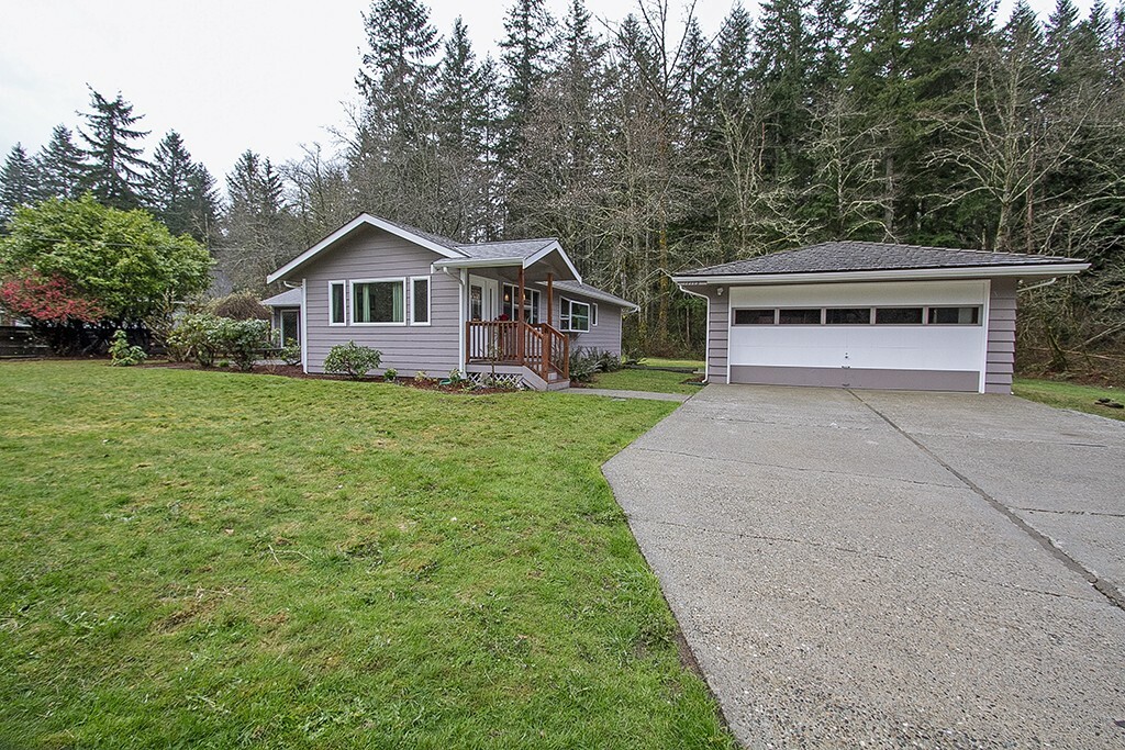 Property Photo:  17113 Cedar Falls Rd SE  WA 98045 