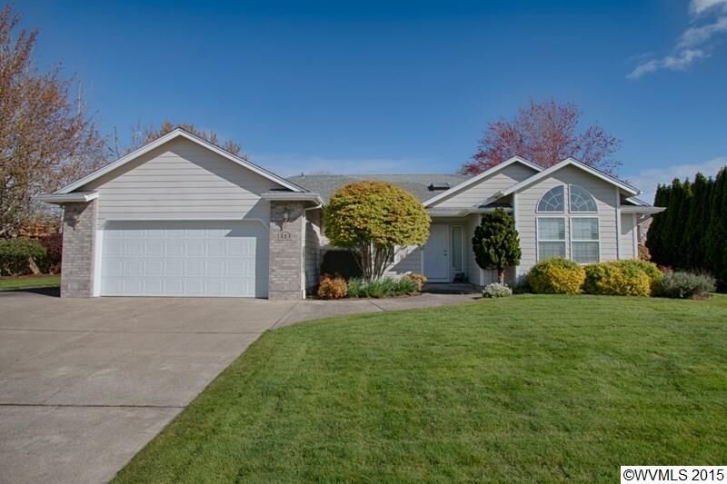 Property Photo:  313 SW Cascade Meadows Dr  OR 97385 