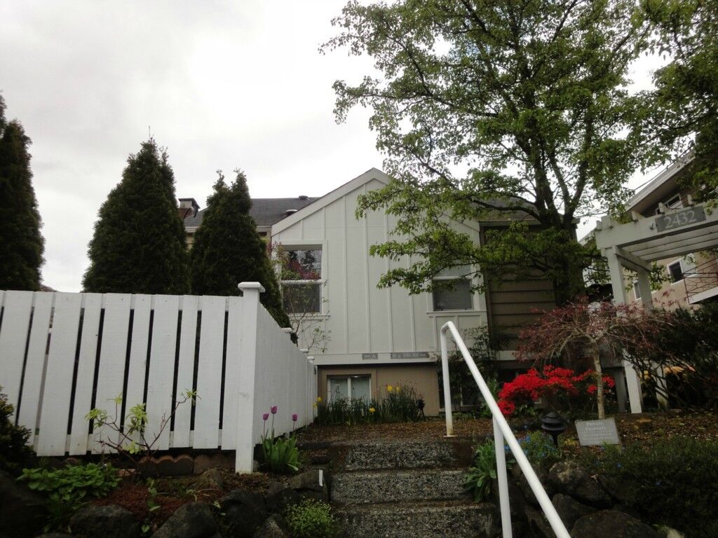 Property Photo: 2432 Dexter Avenue N B WA 98109