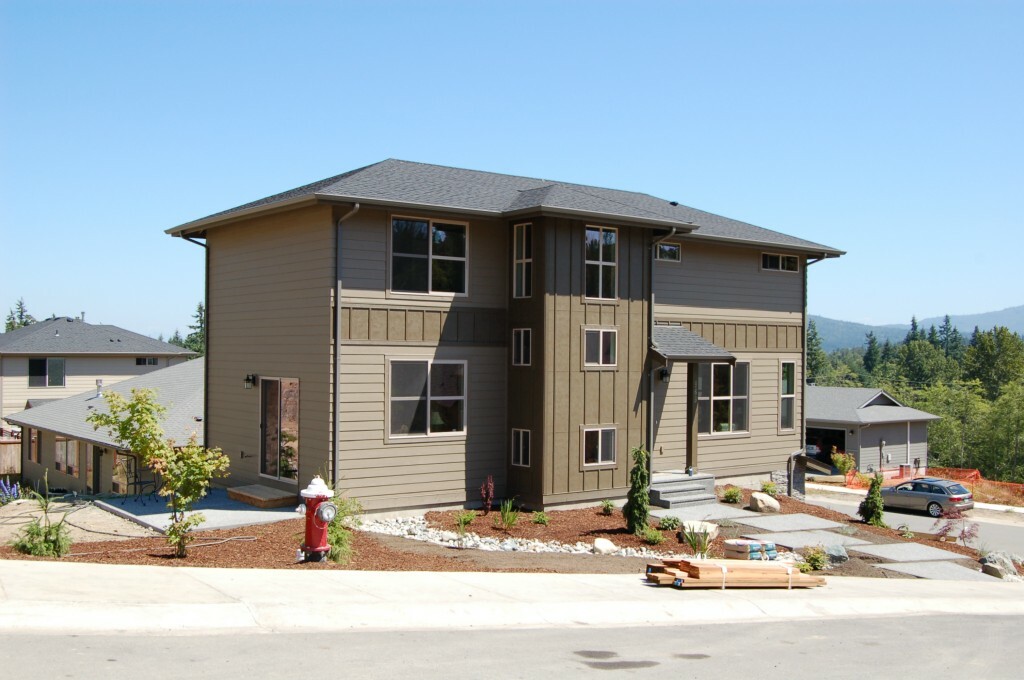 Property Photo:  969 Newton St  WA 98229 