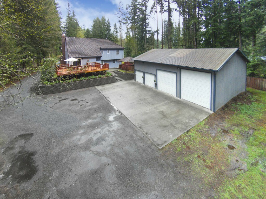 Property Photo: 9024 105th Ave NE WA 98258