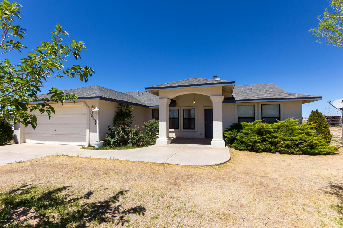 Property Photo:  25200 N High Desert Road  AZ 86334 