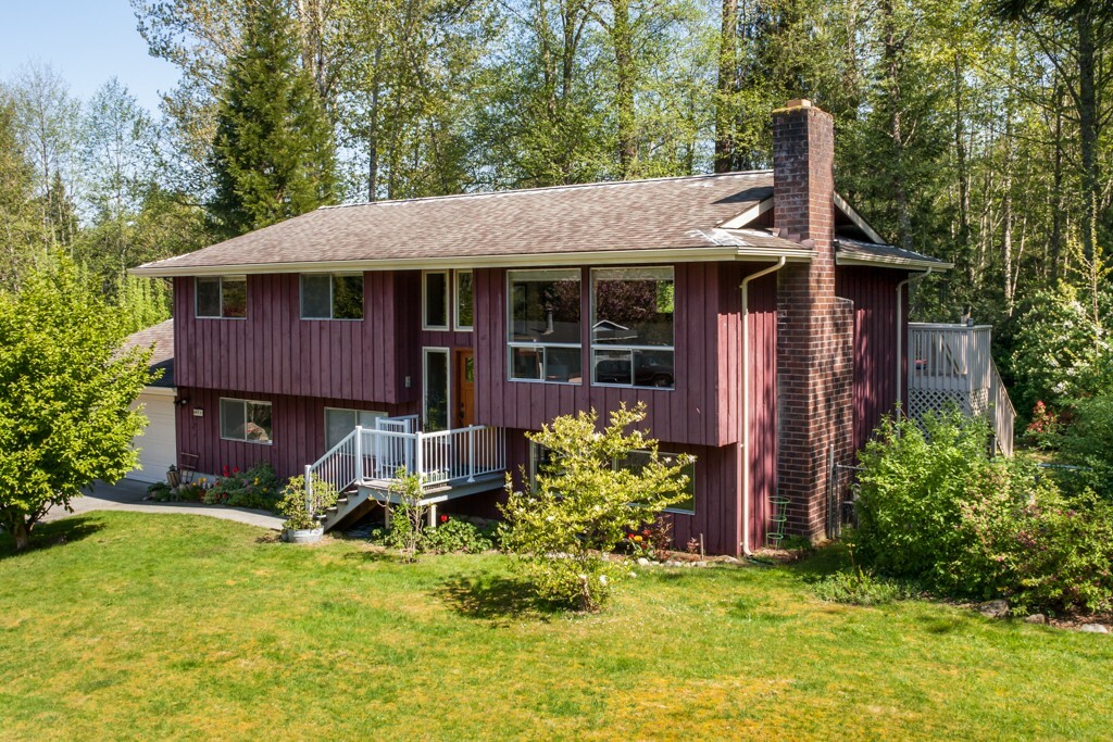 Property Photo:  3022 Cascade Place  WA 98229 