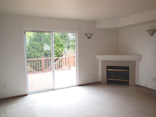 Property Photo: 16833 165th Ave SE WA 98272