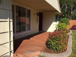 Property Photo:  1256 NE 184th Place  WA 98155 