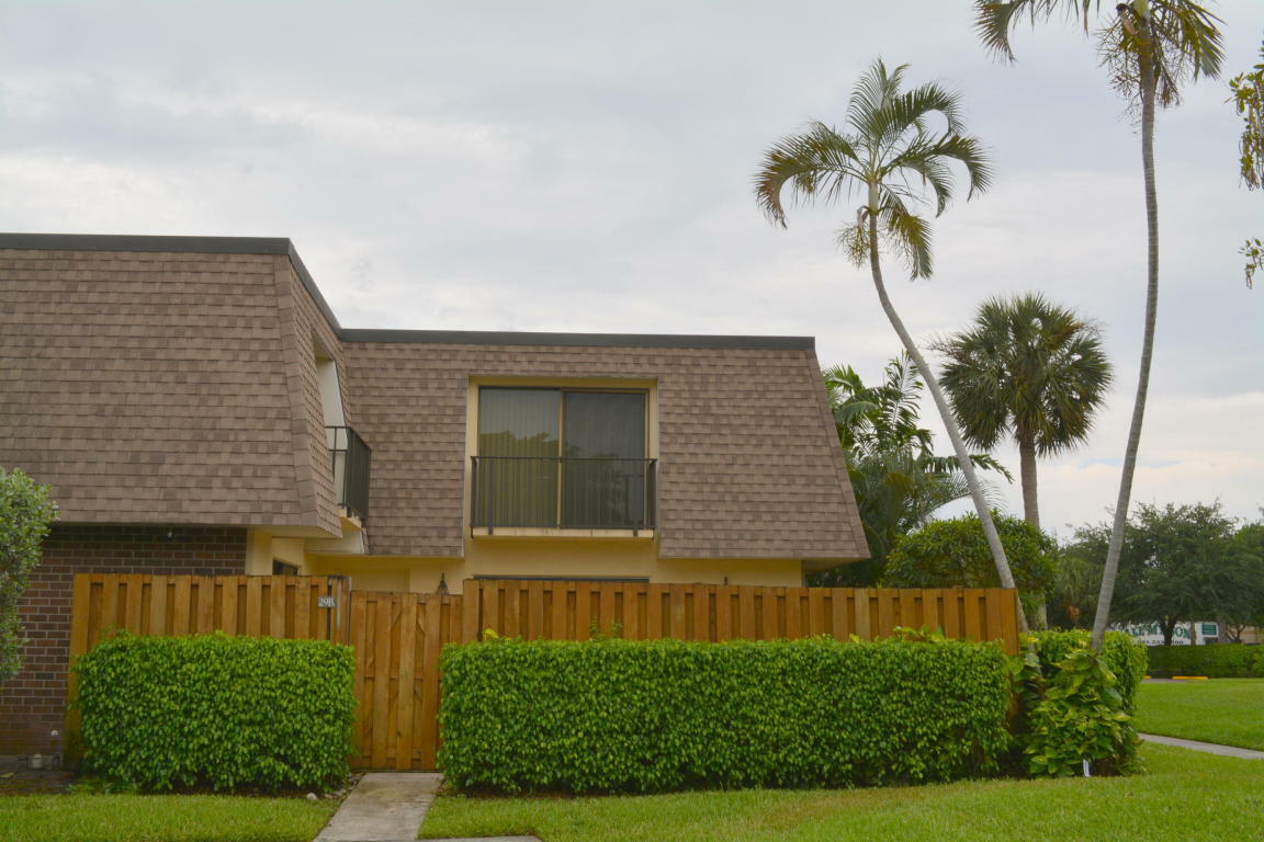 Property Photo:  2945 SW 22nd Circle 29B  FL 33445 