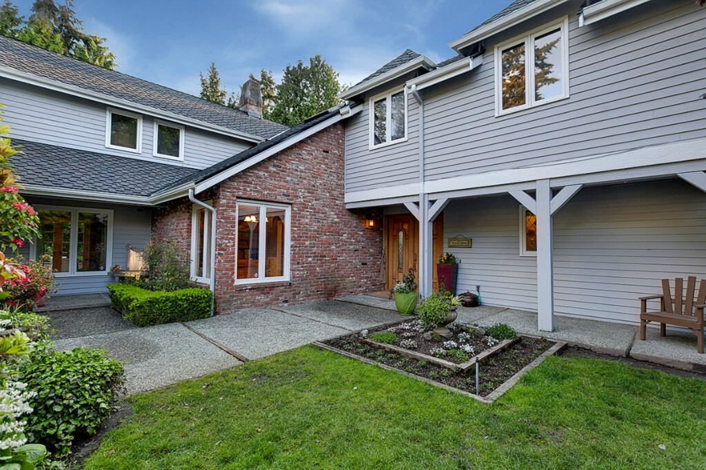 Property Photo: 2301 88th Ave NE WA 98004