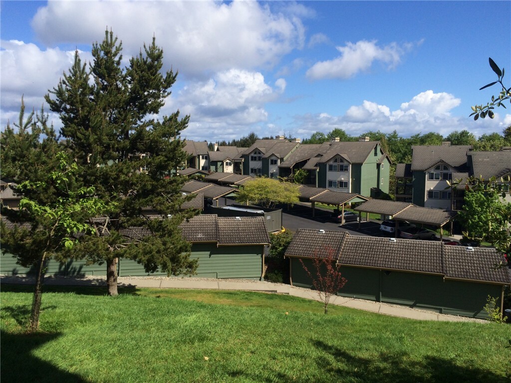 Property Photo:  3008 N Narrows Dr F103  WA 98407 