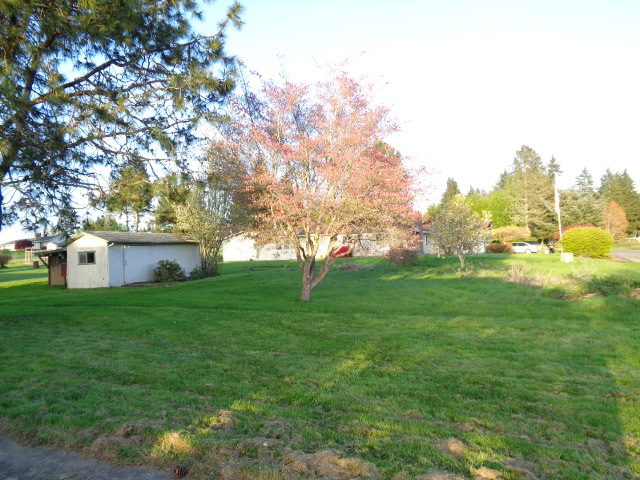 Property Photo:  3 Morgan Dr  WA 98612 