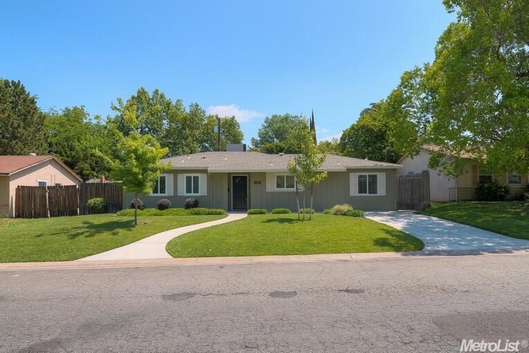 Property Photo: 1328 Shadowglen Road CA 95864