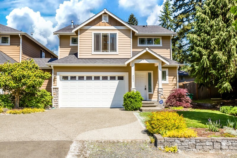 Property Photo:  205 183rd St SW B  WA 98012 