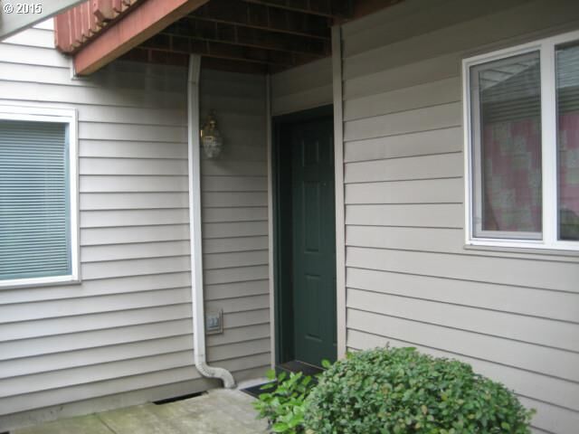 Property Photo:  4000 NE 109th Ave 211  WA 98682 