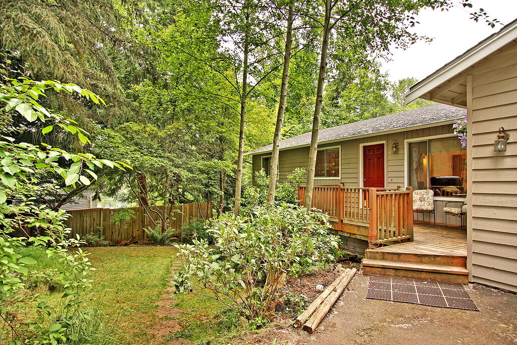Property Photo: 3910 237th Place SW WA 98036