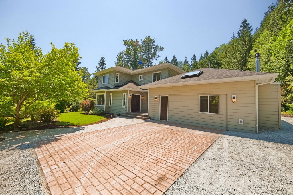 Property Photo: 15766 Mountain View Rd WA 98274