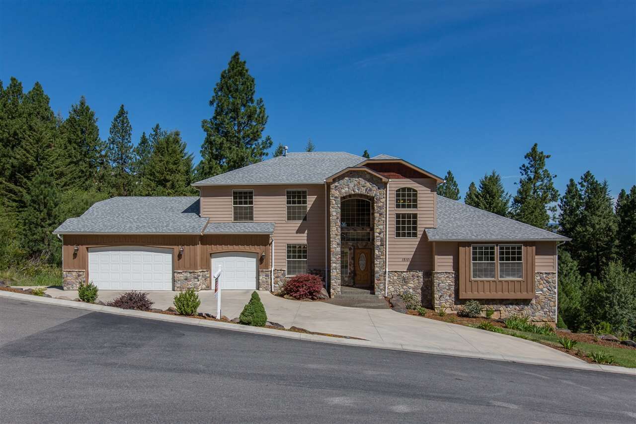 Property Photo:  15101 E Ridge Ln  WA 99037 