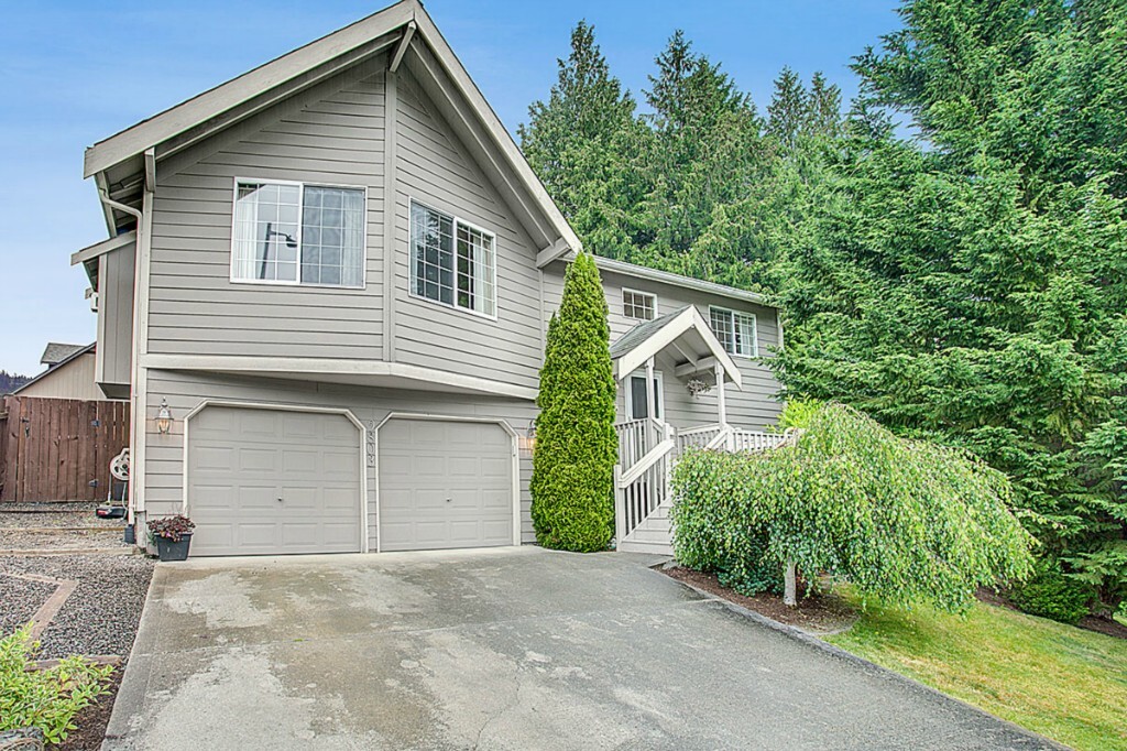 Property Photo: 9803 9th St SE WA 98258