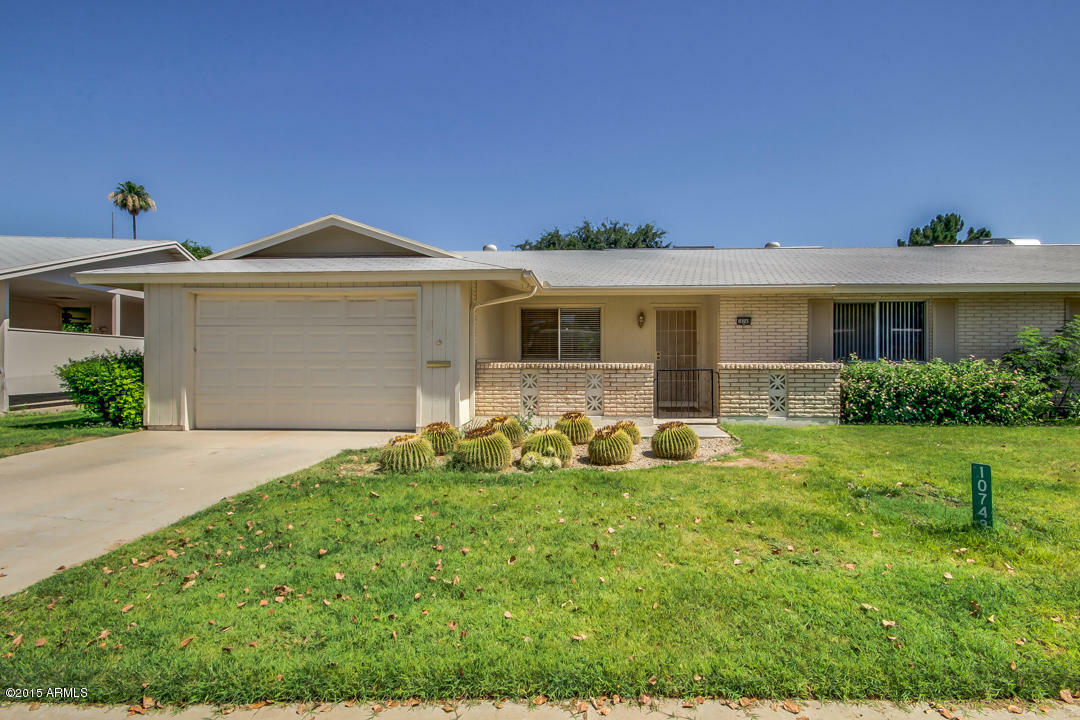 Property Photo: 10748 W Mission Lane AZ 85351