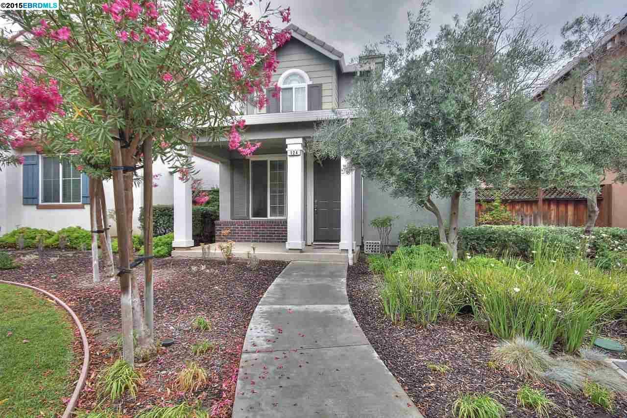 Property Photo:  124 W Casita Ln  CA 95391-2031 