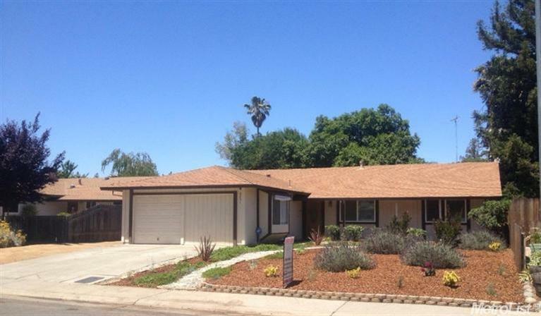 Property Photo:  2731 Feather Place  CA 95616 