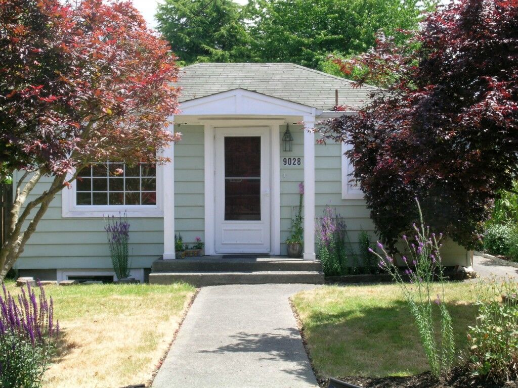 Property Photo: 9028 7th Ave NW WA 98117