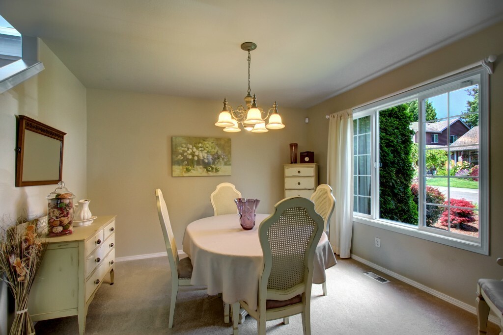 Property Photo: 19508 11th Ave W WA 98036