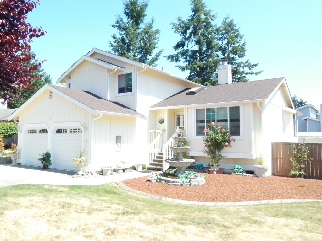 Property Photo: 1230 Summerfield Dr SE WA 98513
