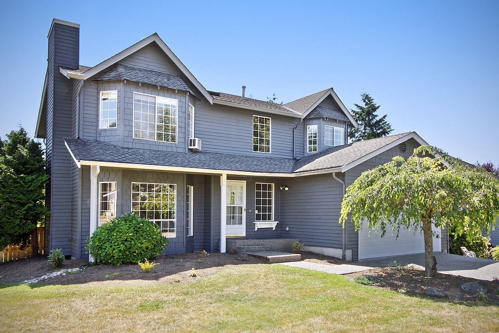 Property Photo: 23705 2nd Avenue W WA 98021