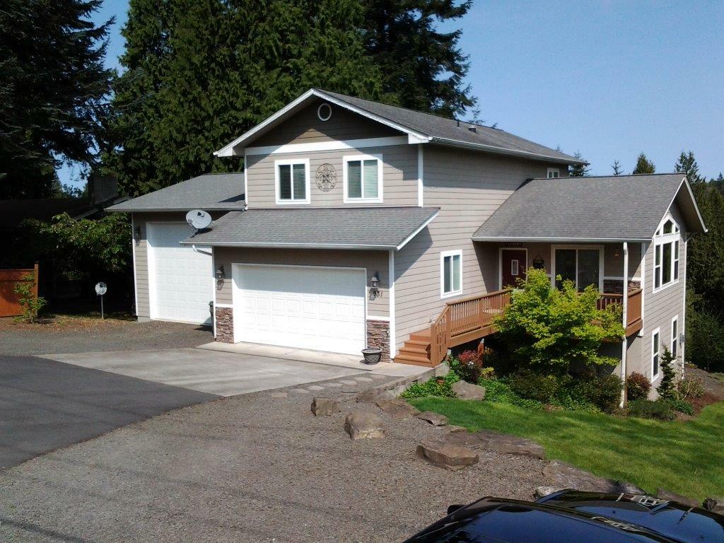 Property Photo:  931 Lone Oak Rd  WA 98632 