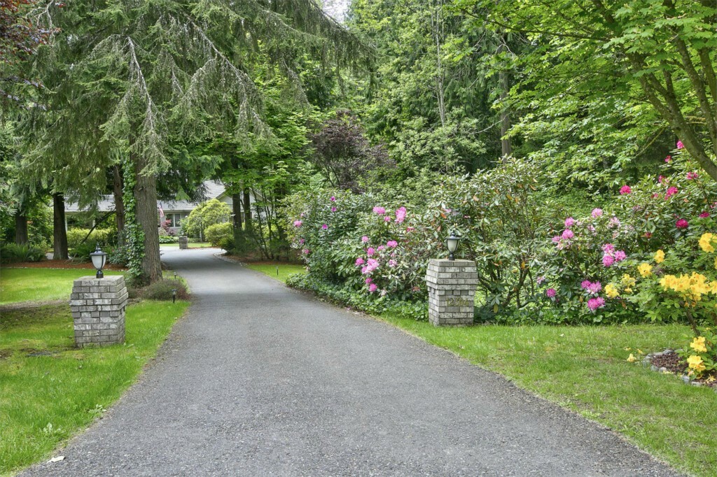 Property Photo: 12304 181st Dr SE WA 98290