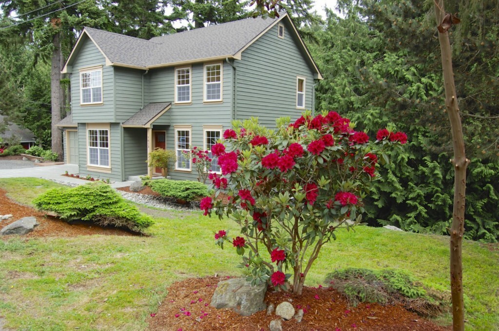 7813 NE Harborview Dr  Poulsbo WA 98370 photo