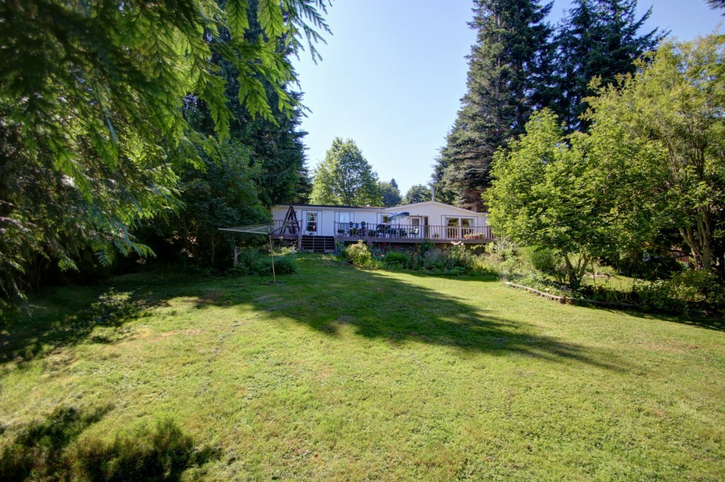 Property Photo:  913 Margie Ann  WA 98282 