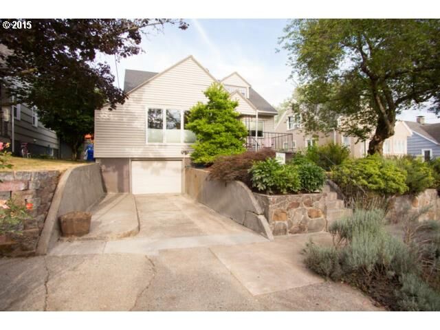 Property Photo:  4034 NE 18th Ave  OR 97212 
