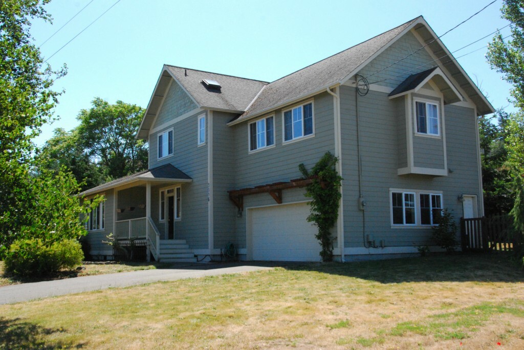 Property Photo:  3095 Haines St  WA 98368 