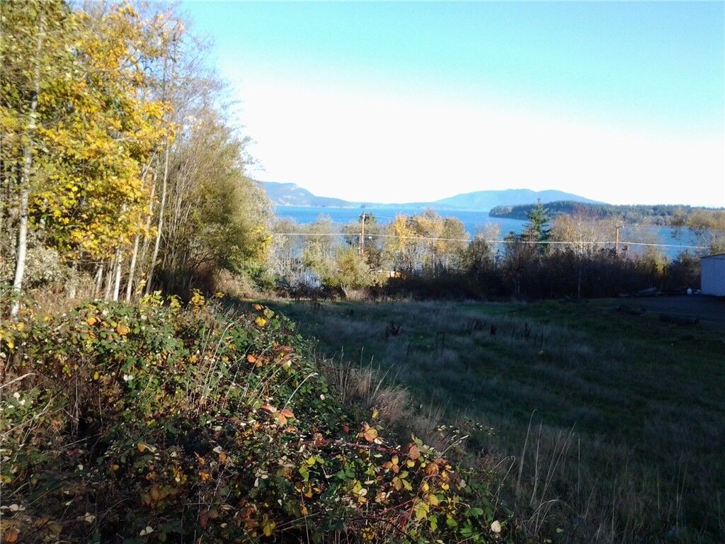 Property Photo:  3800 W 2nd St  WA 98221 