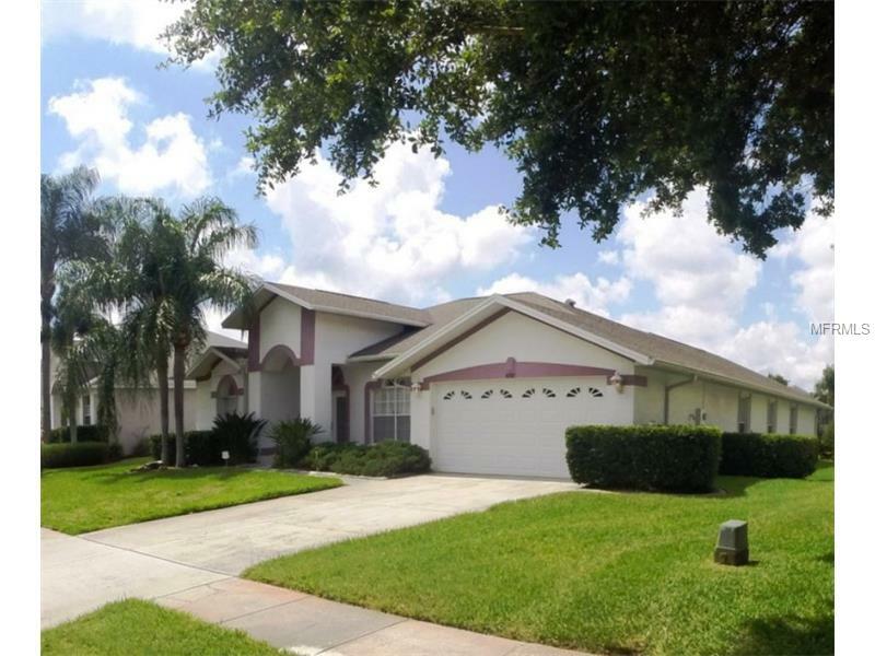 Property Photo:  4747 Stoneview Circle  FL 34677 