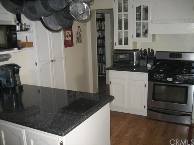 Property Photo: 6118 Hazelbrook Avenue CA 90712
