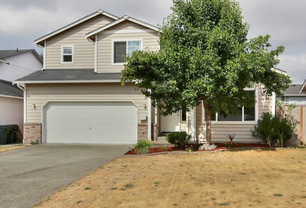 Property Photo:  21014 55th Av Ct E  WA 98387 