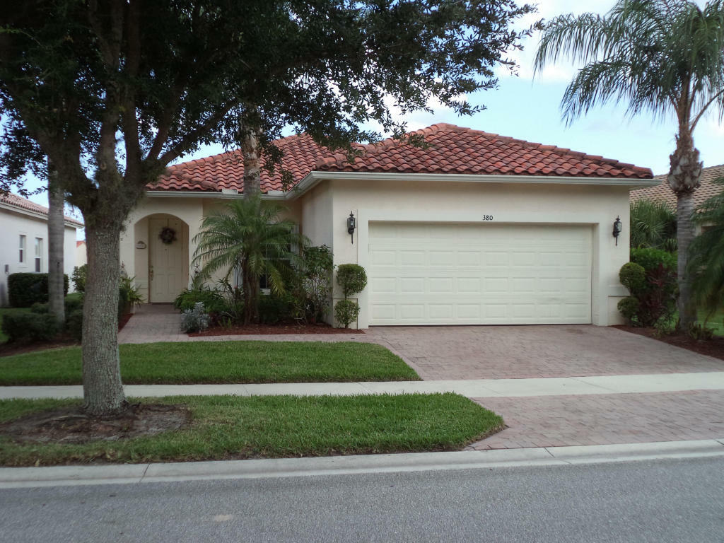 Property Photo:  380 NW Breezy Point Loop  FL 34986 