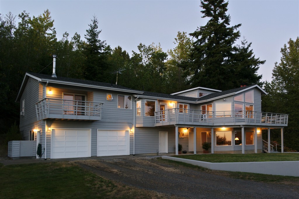 Property Photo: 4393 Gooding Ave WA 98226