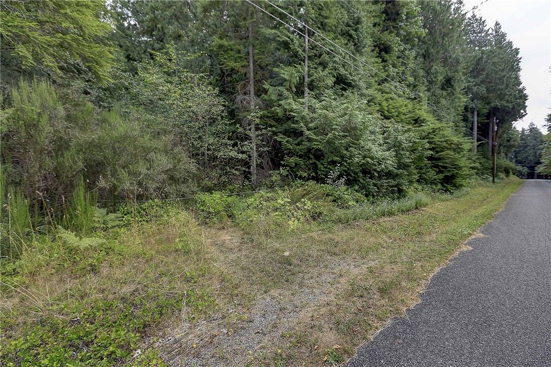 Property Photo: 1 Sandy Dr WA 98928