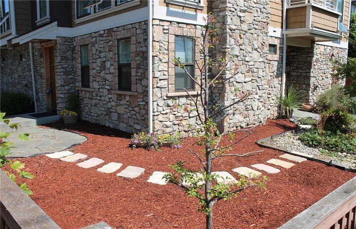 Property Photo:  4202 Linden Ave N  WA 98103 